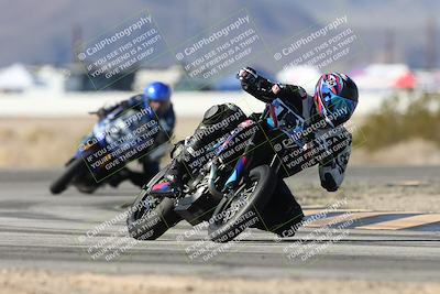 media/Dec-07-2025-CVMA (Sun) [[3e7d2de5dc]]/Race 7-Formula Lightweight Twins Shootout/